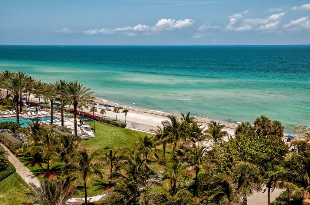 World Concierge Travel Reviews Top Surf Spots Worldwide 3